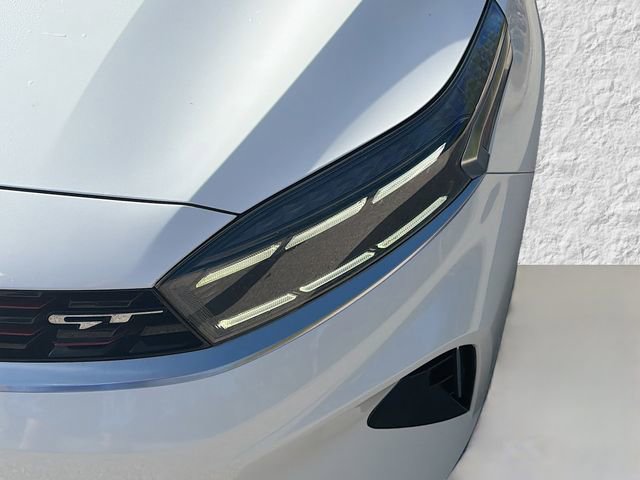 Used 2022 Kia Forte GT w/ GT Technology Package image 9