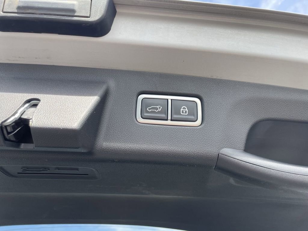 Certified 2022 Kia Sorento EX w/ Panoramic Sunroof Package image 38