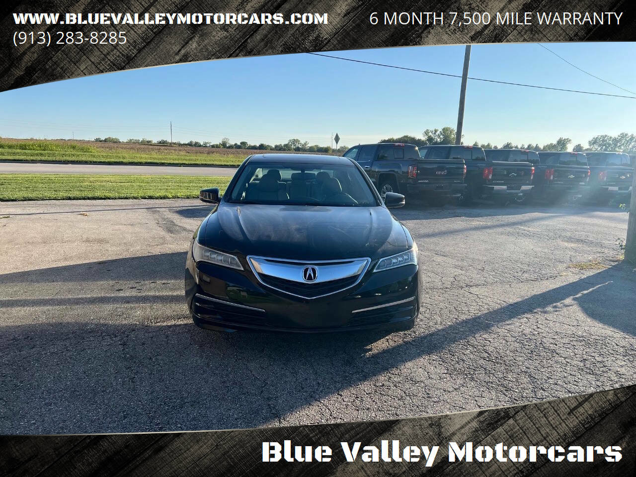 Used 2017 Acura TLX V6 FWD image 2