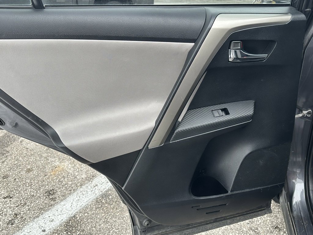 Used 2015 Toyota RAV4 XLE image 13