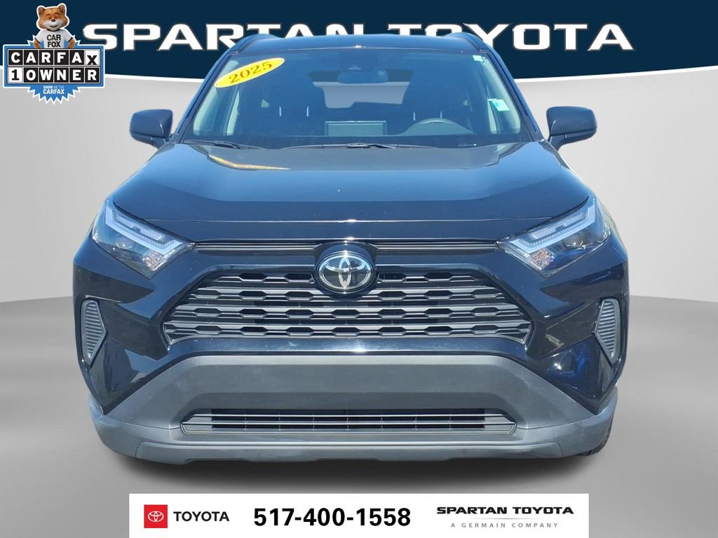 Used 2025 Toyota RAV4 LE AWD/4WD image 3