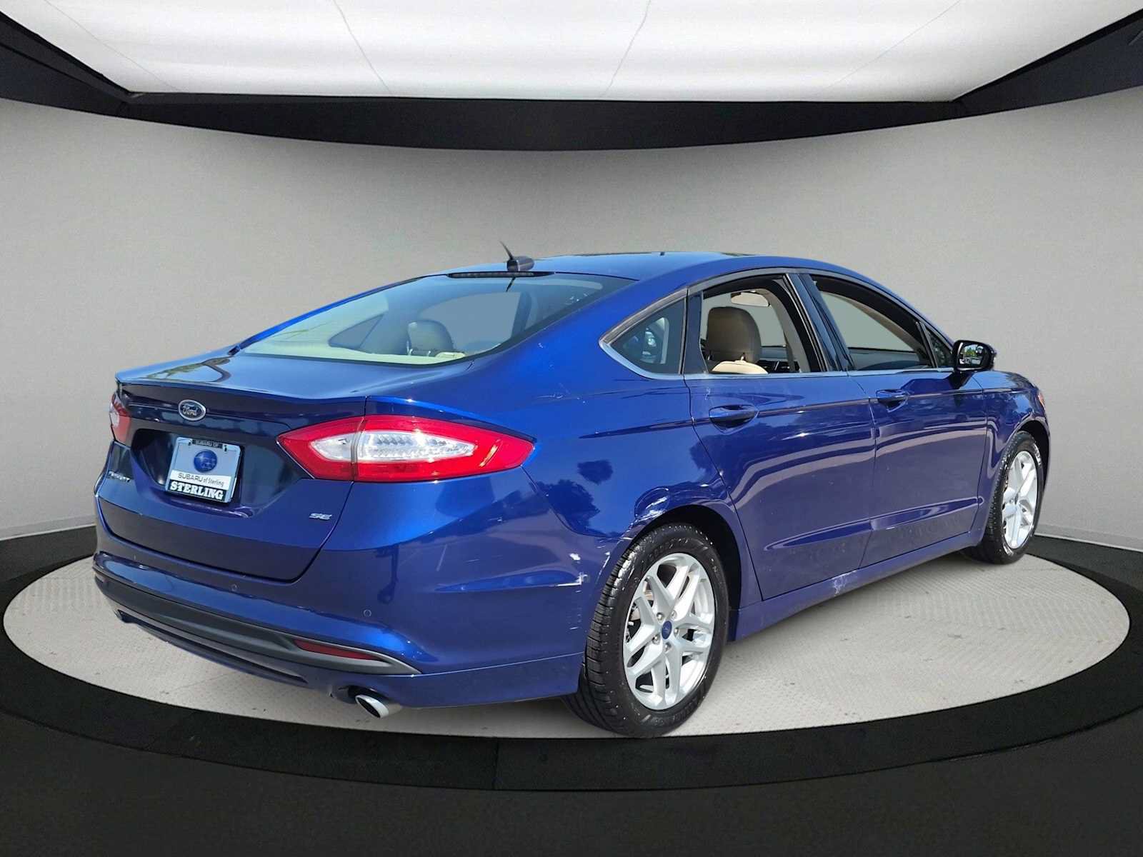 Used 2014 Ford Fusion SE FWD image 8