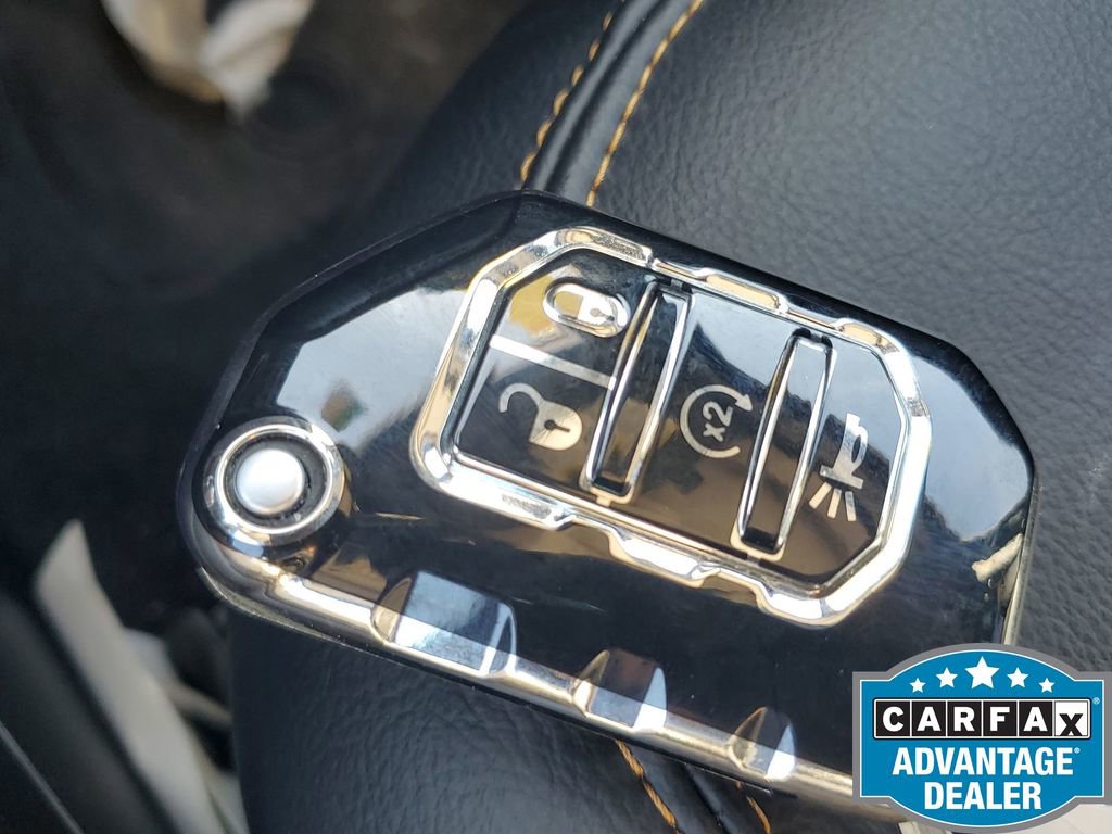 Used 2024 Jeep Wrangler Sahara image 40