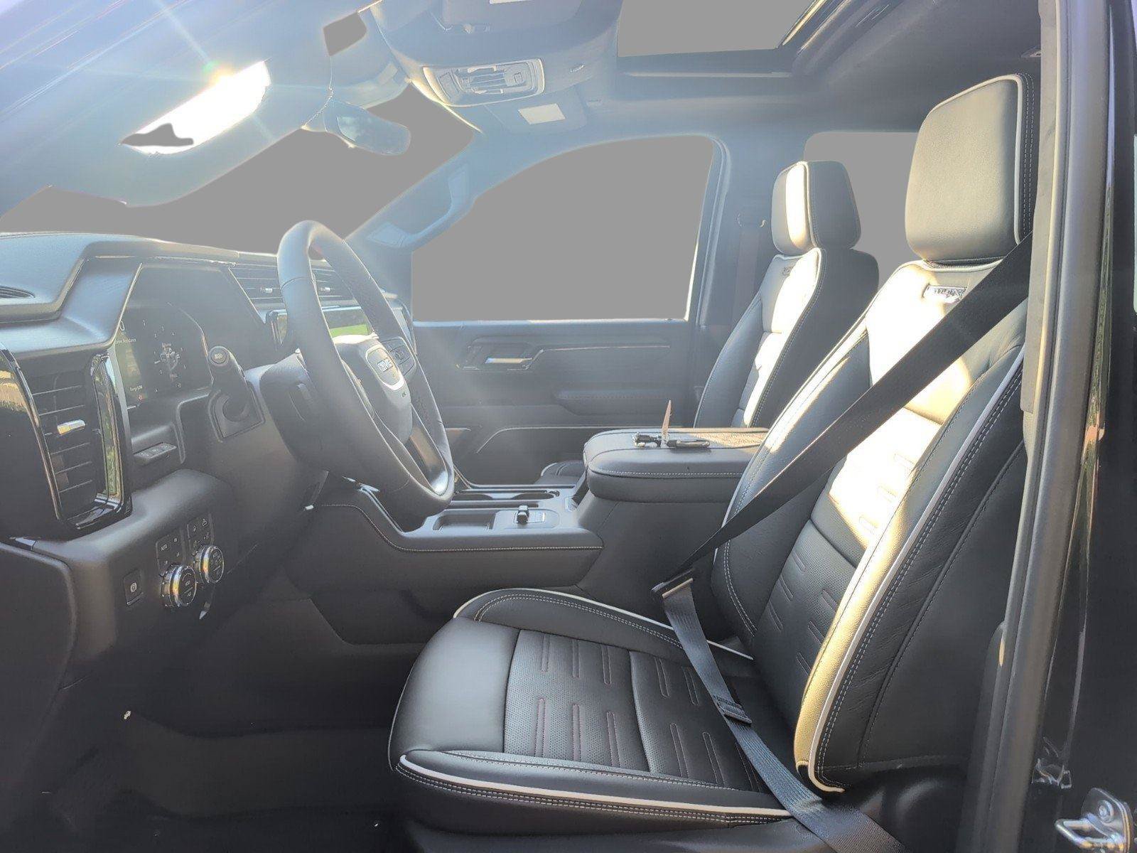 New 2026 GMC Sierra 2500 AT4X AWD/4WD image 16