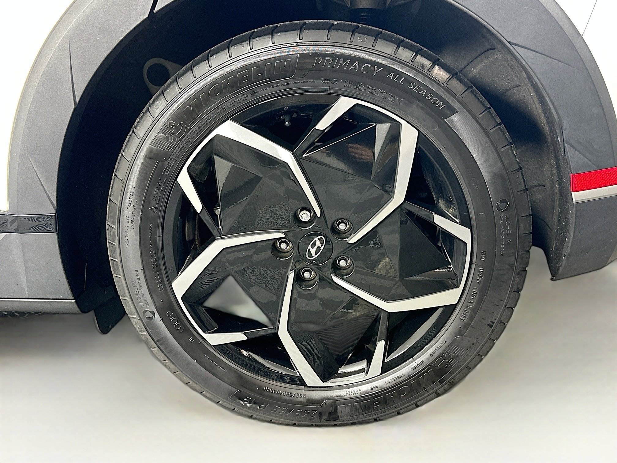 Used 2024 Hyundai Ioniq 5 SEL image 11