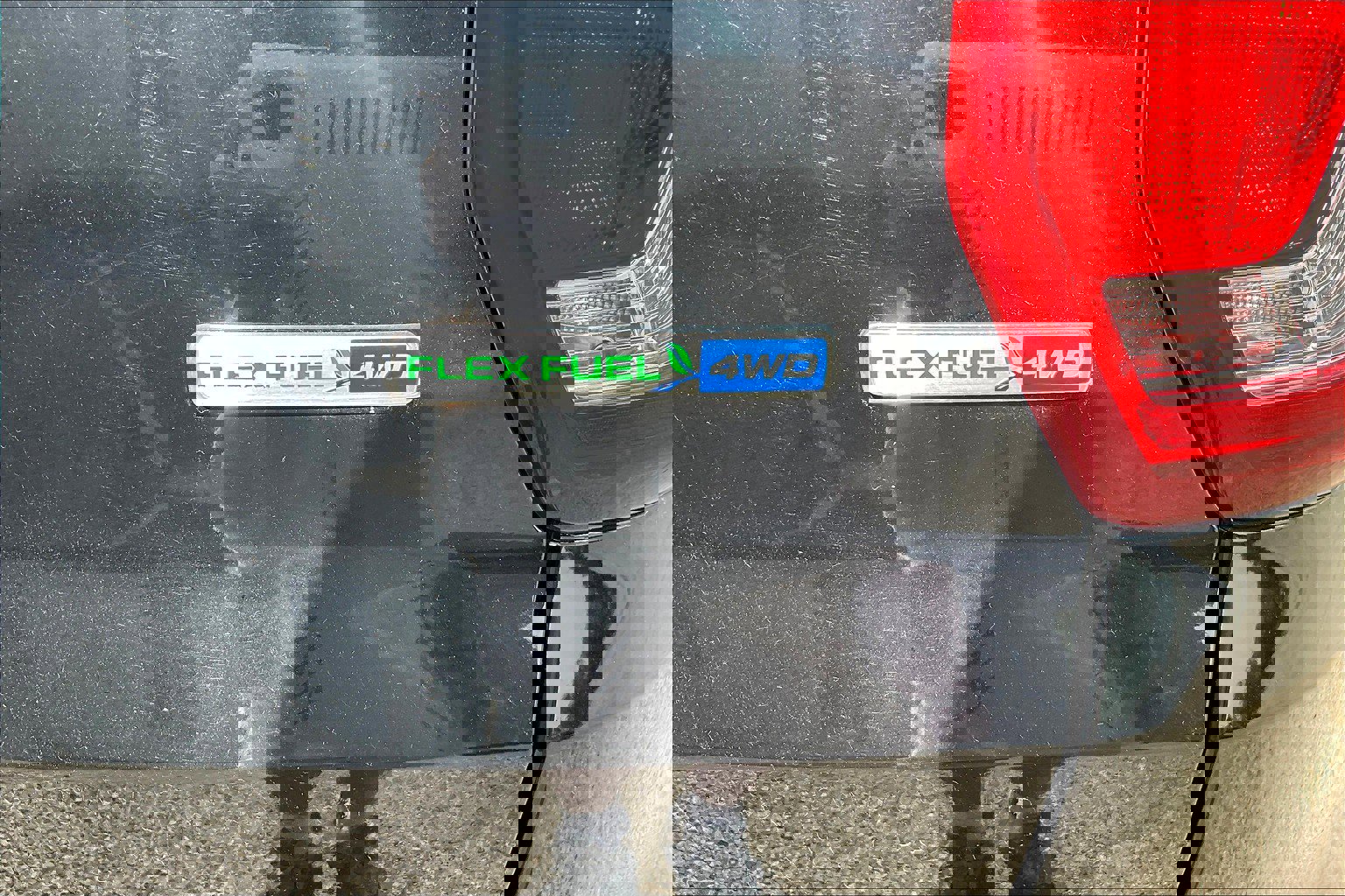 Used 2016 Ford Explorer 4WD image 6