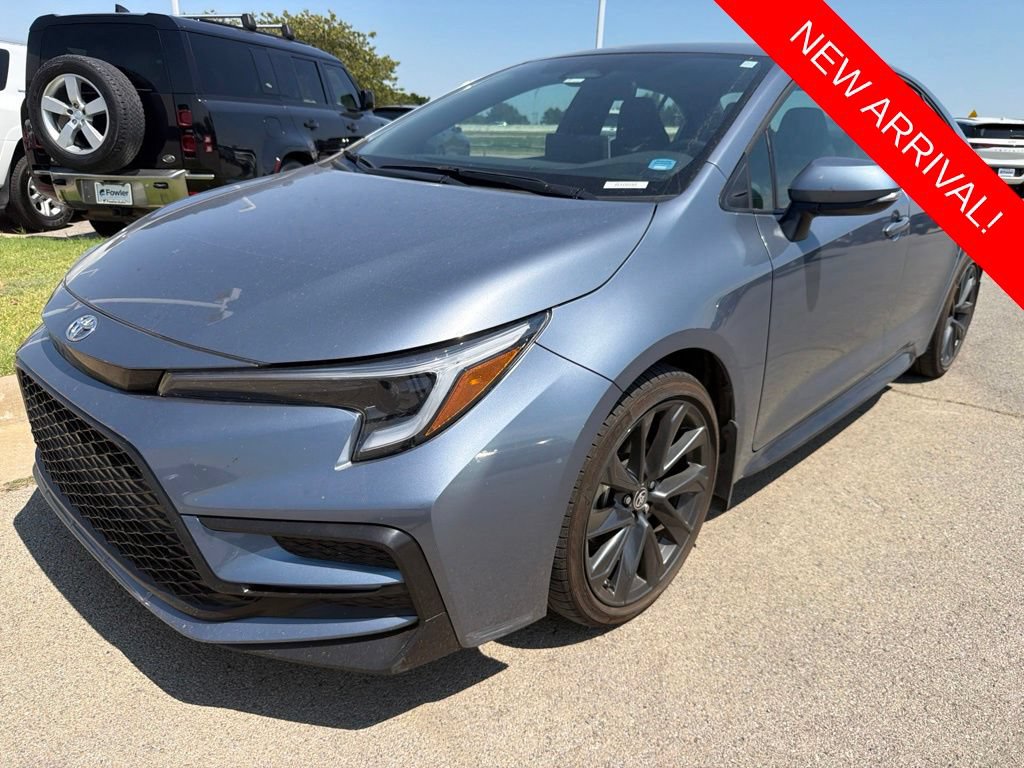 Certified 2025 Toyota Corolla SE w/ SE Premium Package FWD image 1