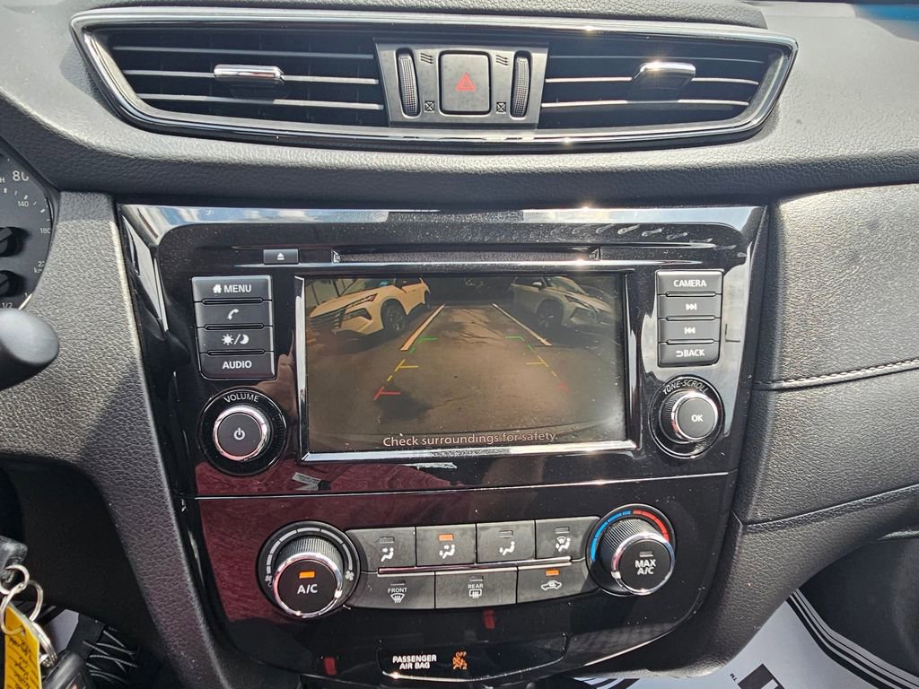 Used 2020 Nissan Rogue S AWD/4WD image 19