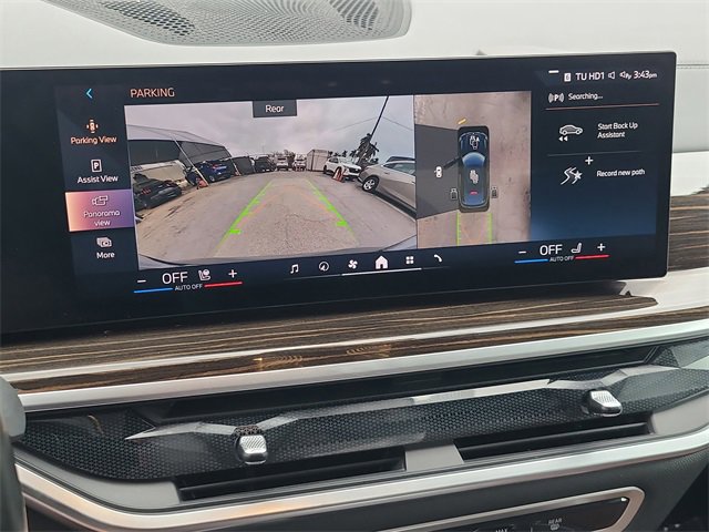 Used 2024 BMW X6 xDrive40i w/ Premium Package image 35