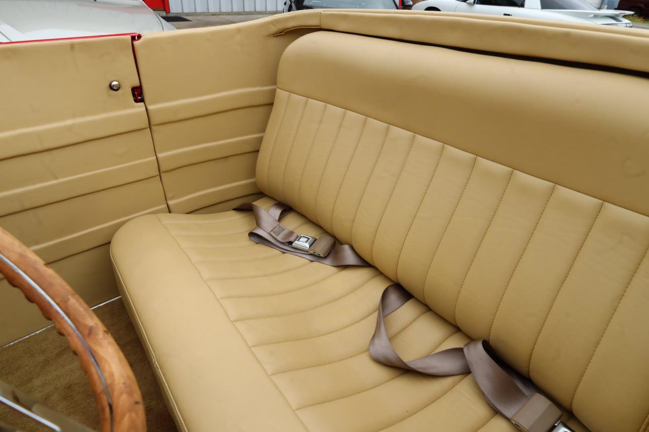 Used 1990 Chevrolet Corvette Coupe RWD image 34