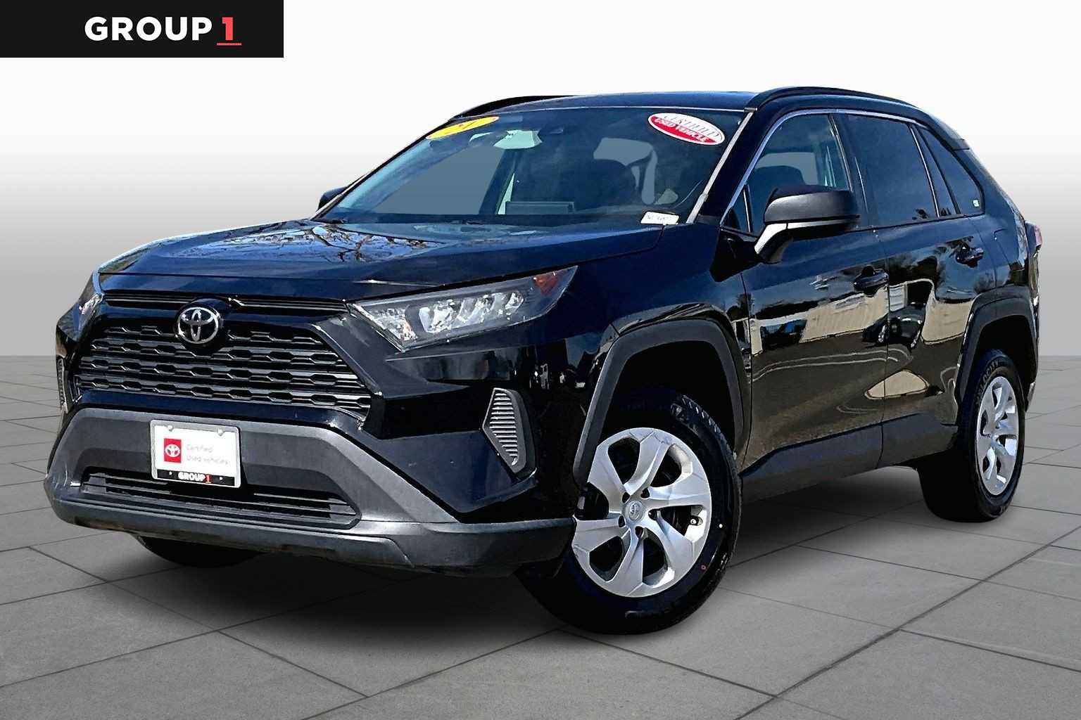 Certified 2021 Toyota RAV4 LE image 1