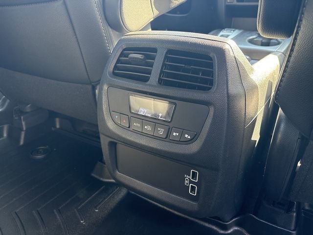 Used 2022 Honda Pilot Special Edition image 32