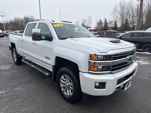 Used 2019 Chevrolet Silverado 3500 High Country w/ Duramax Plus Package image 8