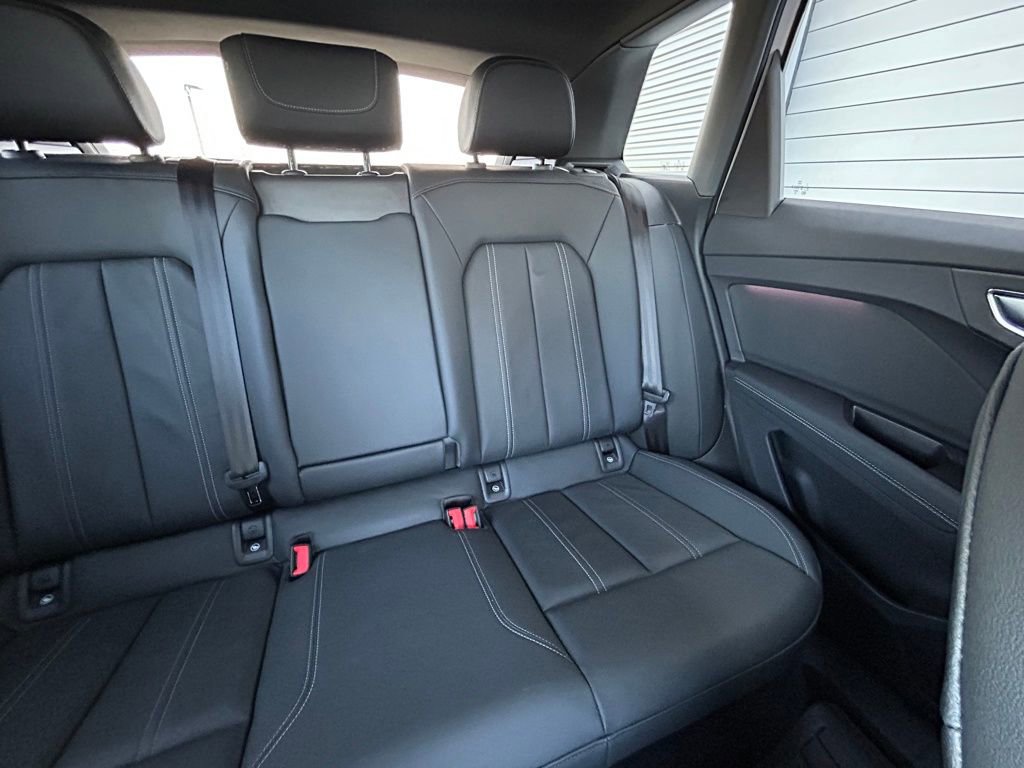 Used 2023 Audi Q4 e-tron Prestige w/ Black Optic Package image 15