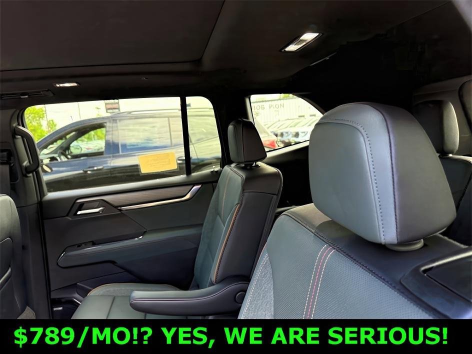 New 2025 GMC Acadia AT4 w/ Super Cruise Package image 10