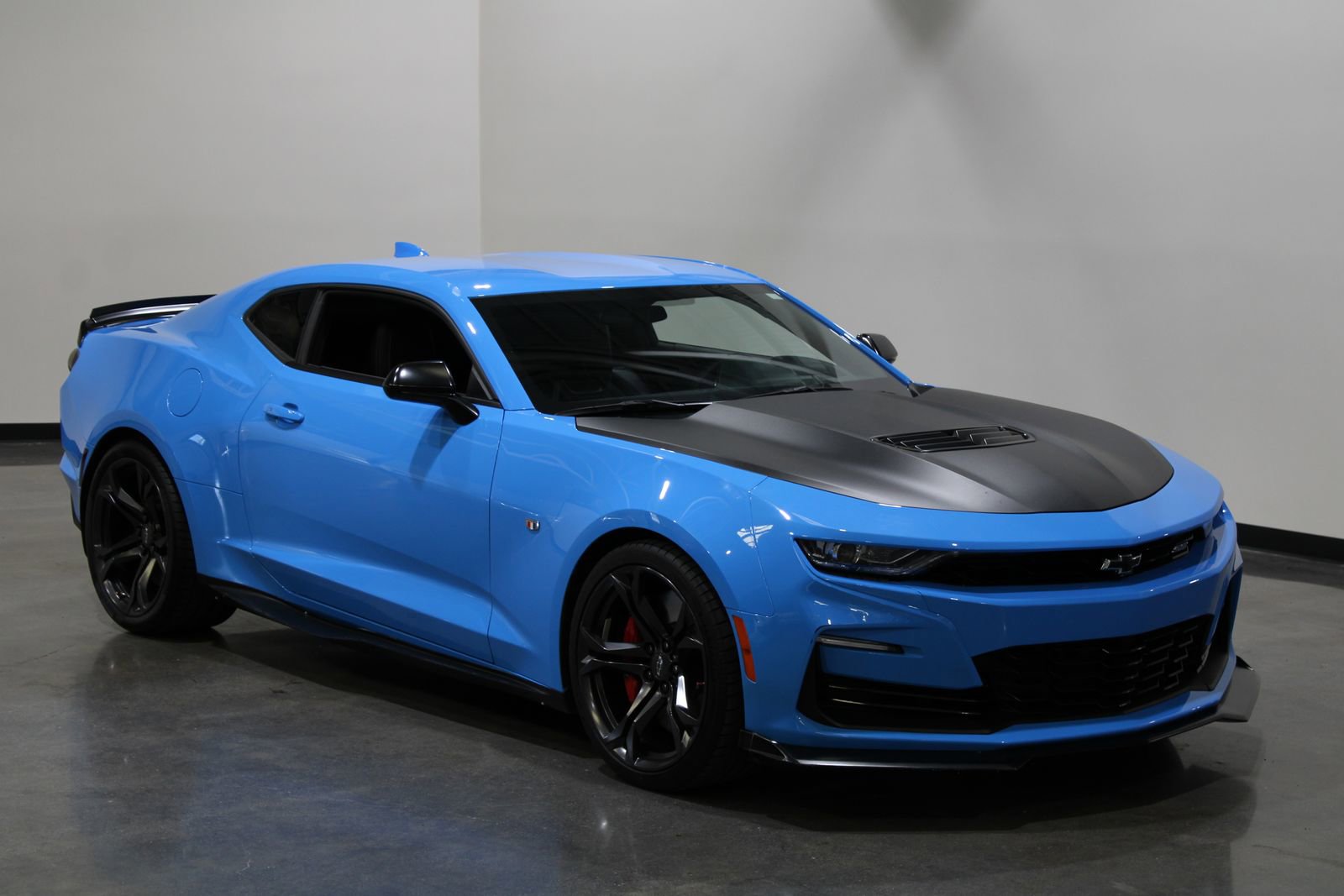 Used 2023 Chevrolet Camaro SS image 5