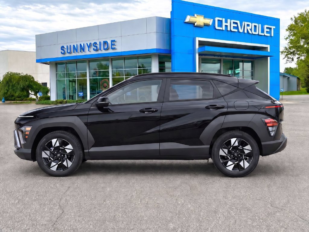 Used 2024 Hyundai Kona SEL w/ Convenience Package AWD/4WD image 2