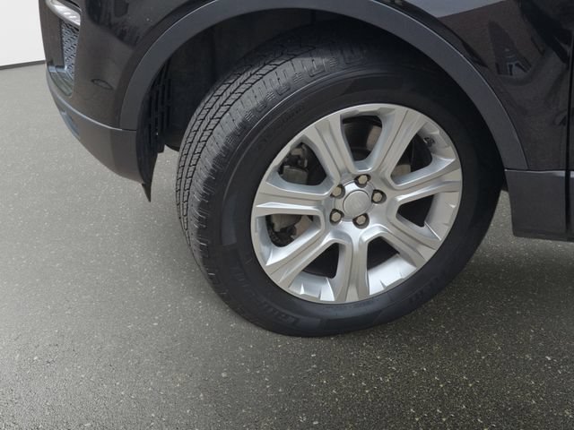 Used 2018 Land Rover Range Rover Evoque SE AWD/4WD image 35