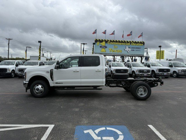 Used 2027 Ford F350 Lariat AWD/4WD image 1