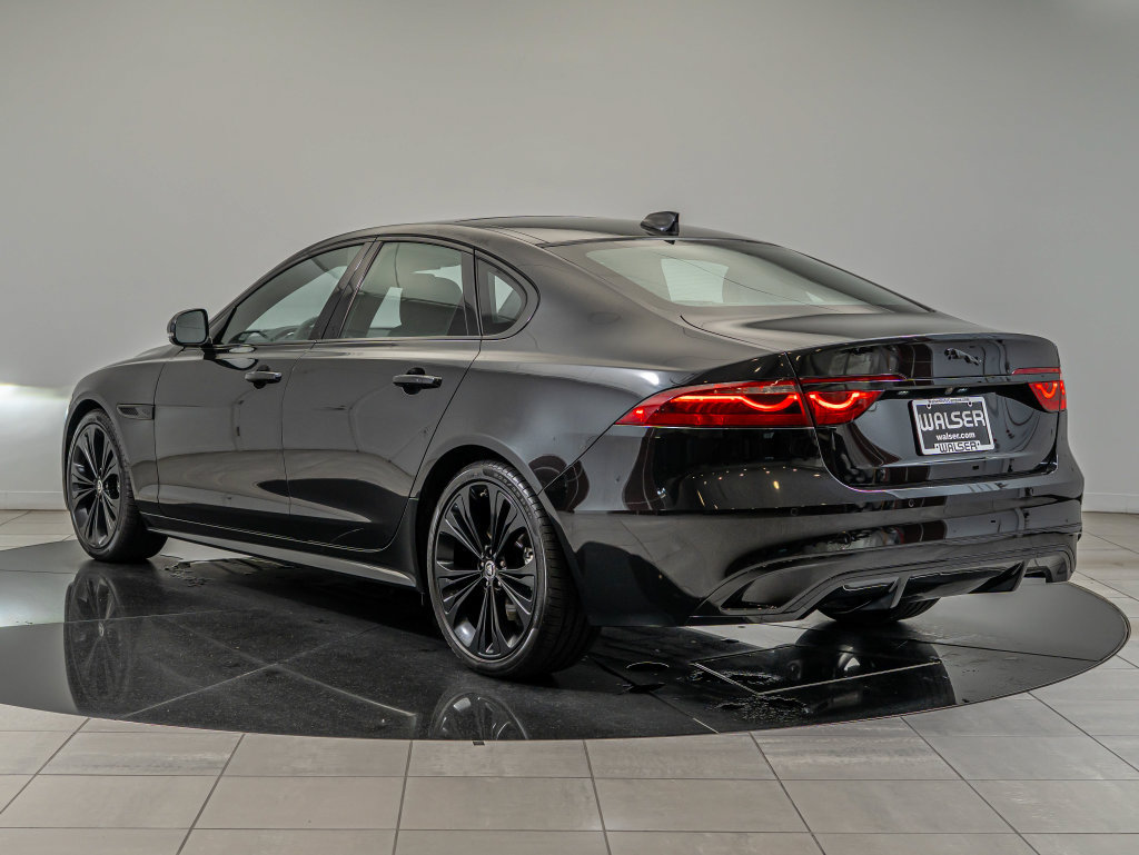 Used 2024 Jaguar XF R-Dynamic SE AWD/4WD image 7
