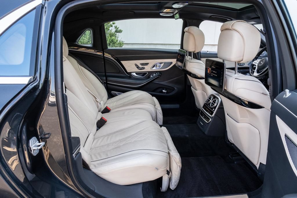Used 2018 Mercedes-Benz Maybach S 560 4MATIC image 45