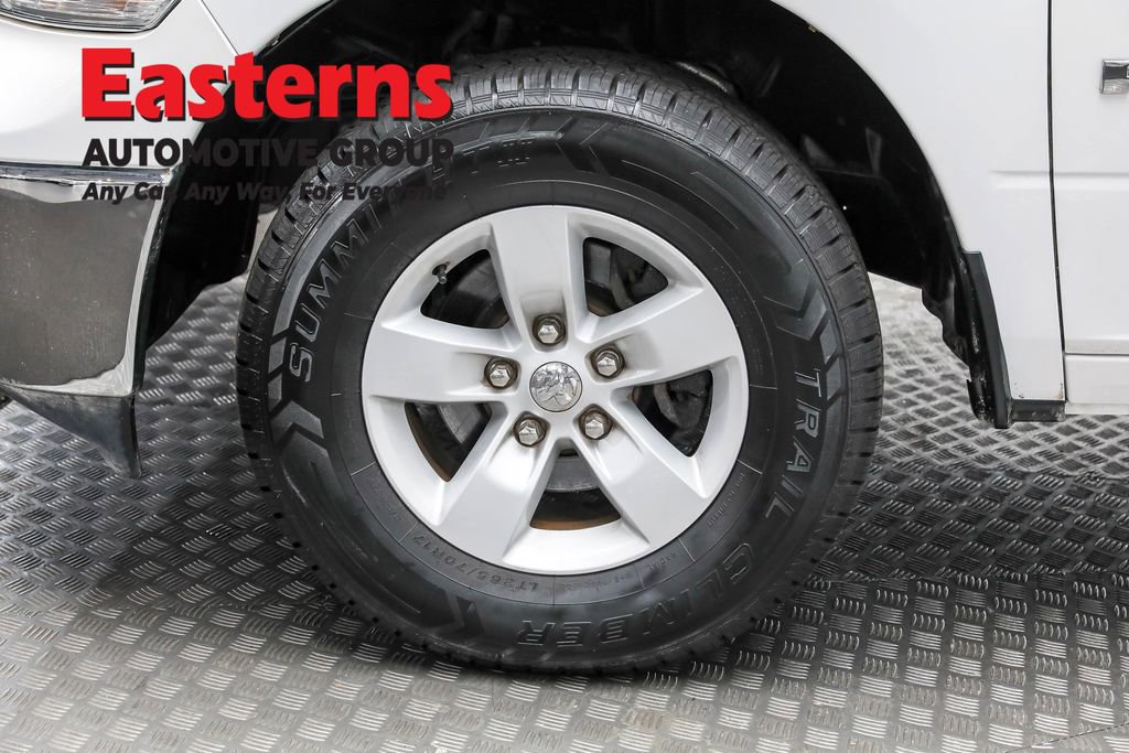 Used 2019 RAM 1500 Classic SLT image 29