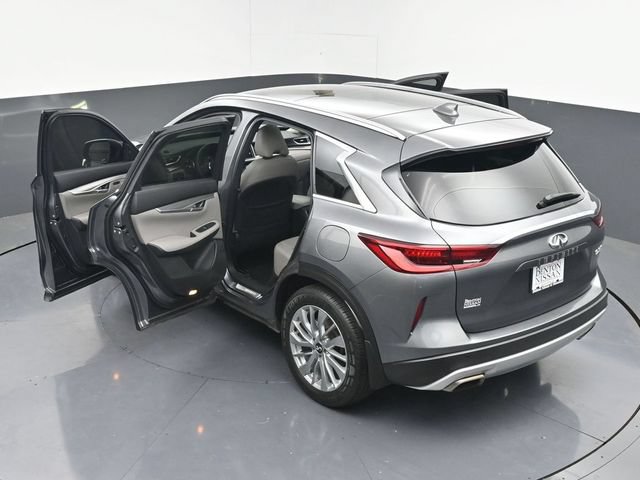 Used 2023 INFINITI QX50 Luxe w/ Accent Package FWD image 46