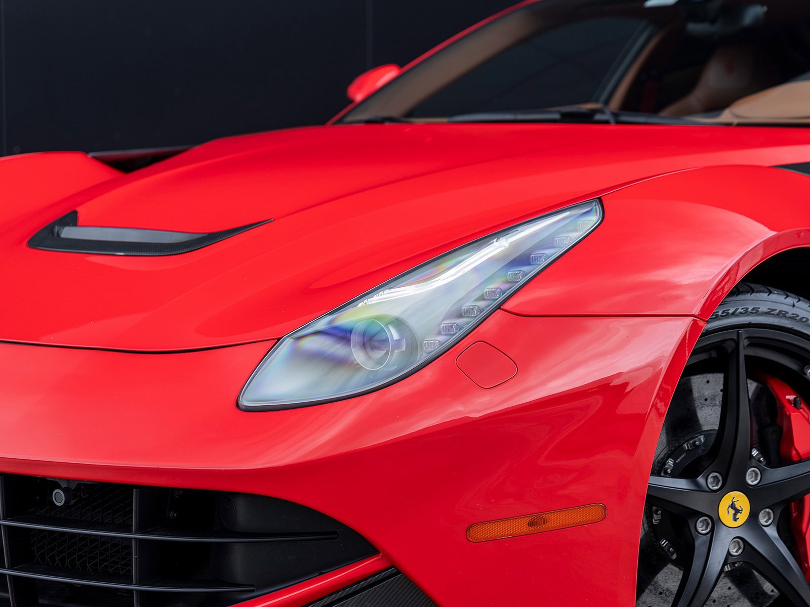 Used 2014 Ferrari F12 Berlinetta image 17