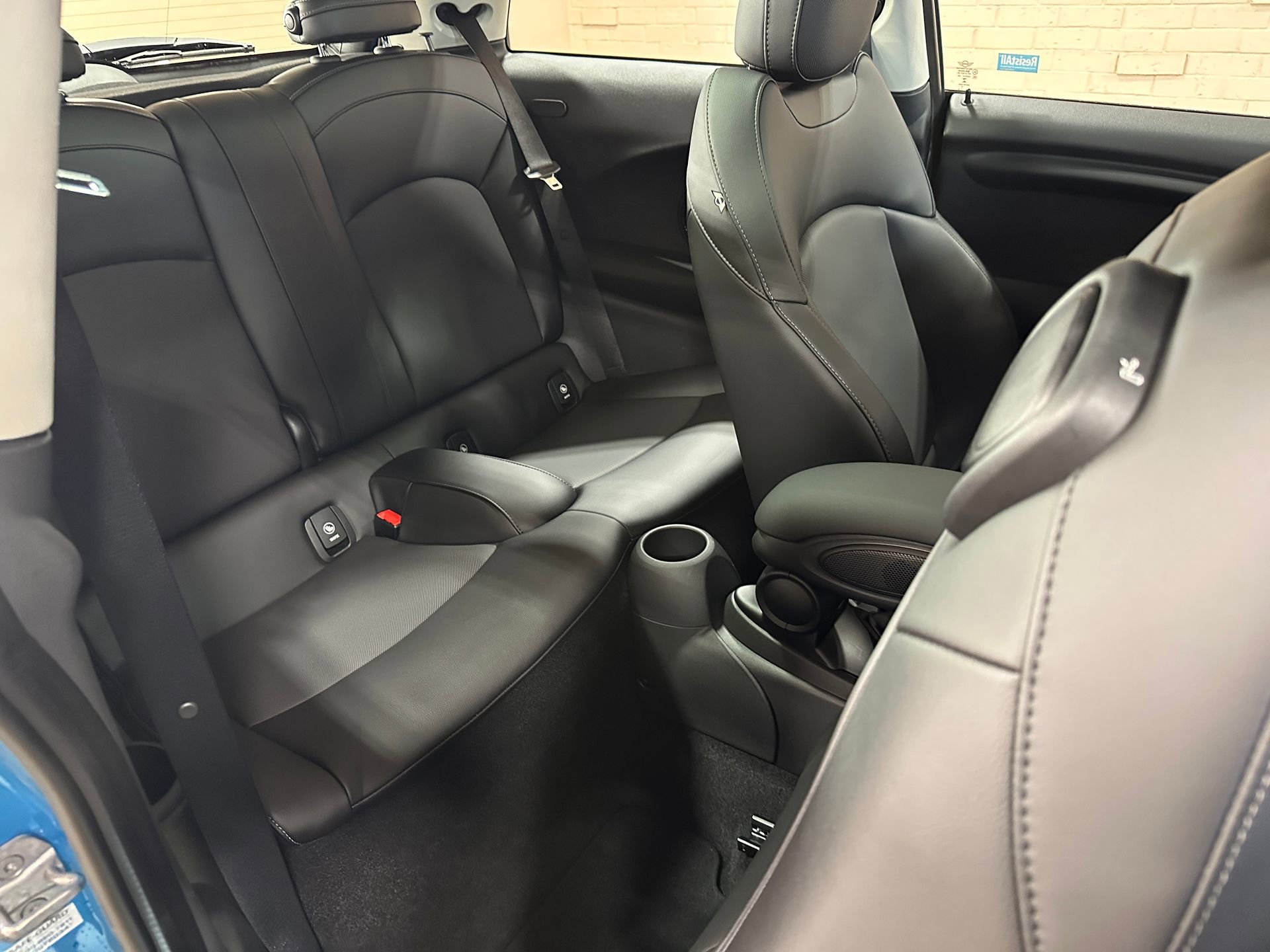 Used 2015 MINI Cooper 2-Door Hardtop FWD image 19