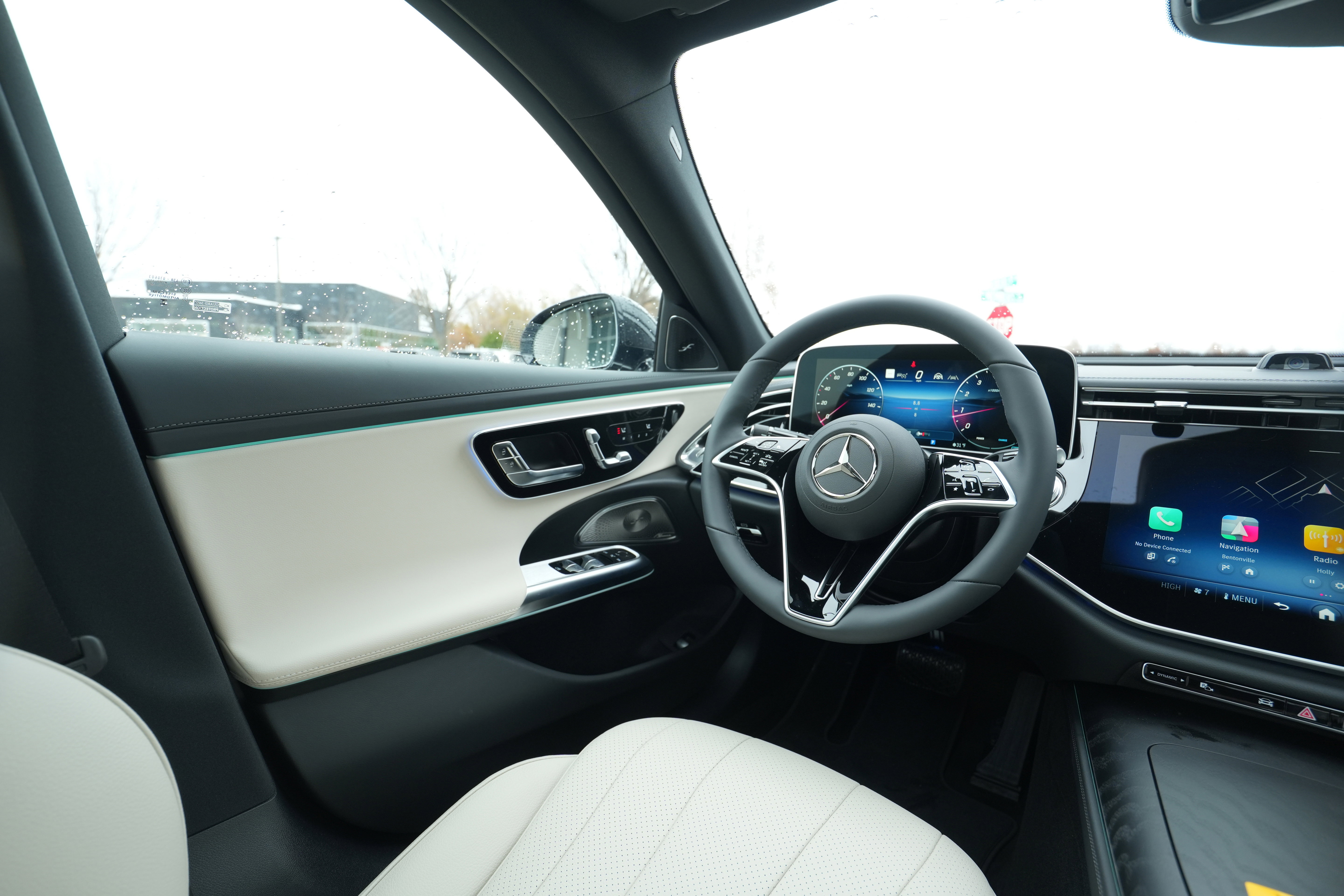 New 2026 Mercedes-Benz E 350 4MATIC Sedan image 18