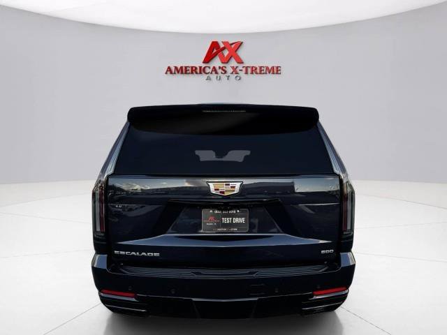 Used 2025 Cadillac Escalade ESV Sport w/ Touring Package AWD/4WD image 4