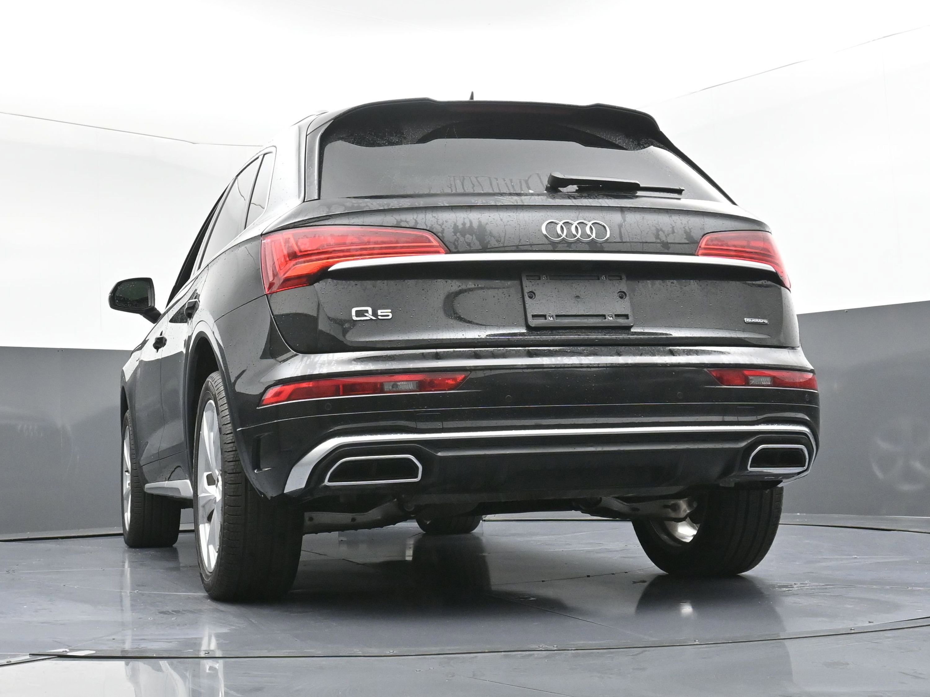 Used 2024 Audi Q5 2.0T Premium Plus w/ Premium Plus Package image 30