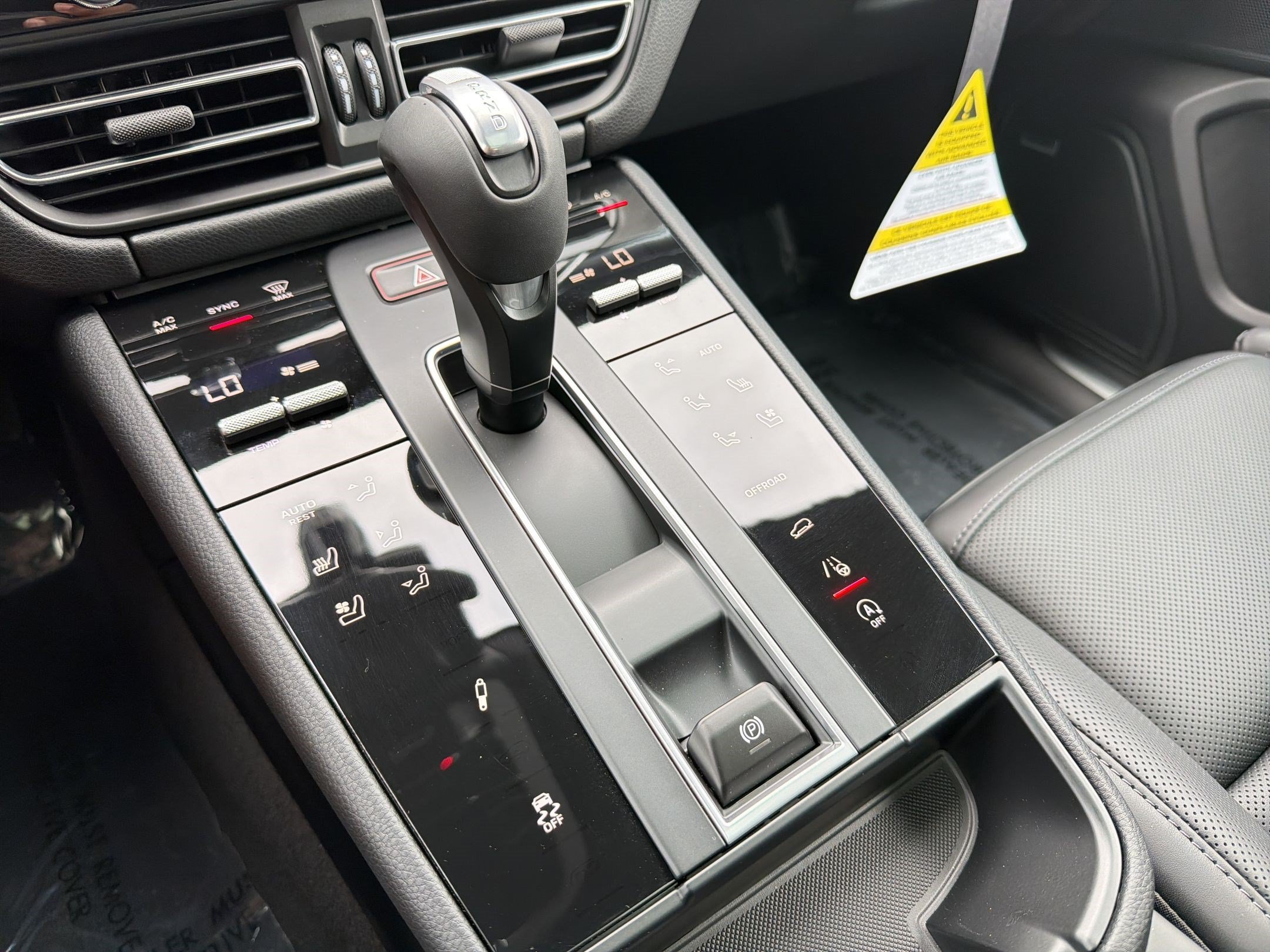 New 2026 Porsche Macan S AWD/4WD image 16