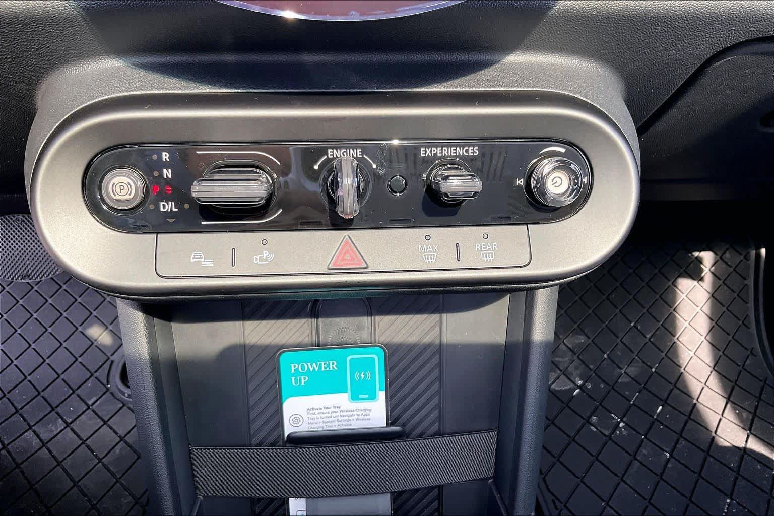 Used 2026 MINI Cooper 2-Door Hardtop FWD image 8