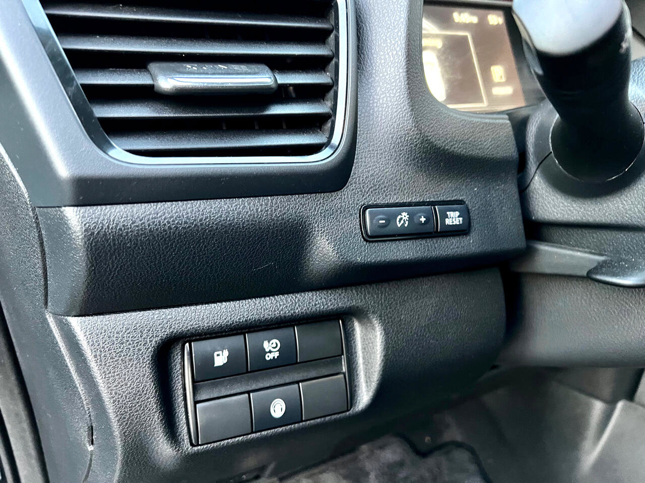 Used 2020 Nissan Leaf S w/ S Charge Package image 26