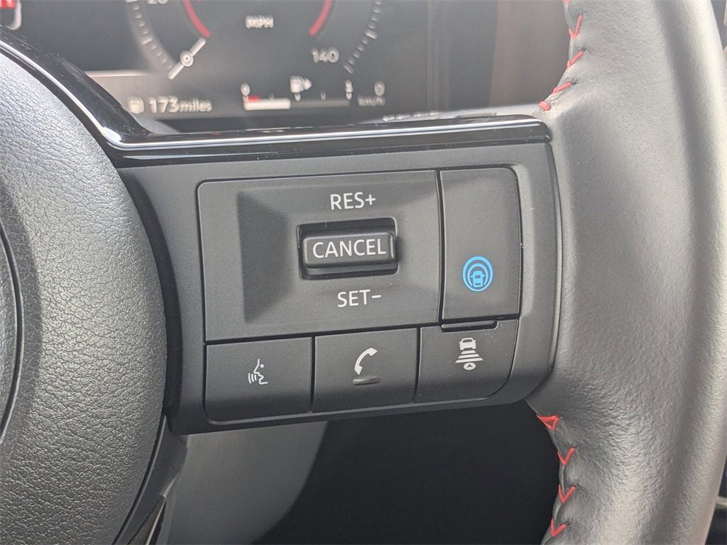Used 2025 Nissan Kicks SR image 26