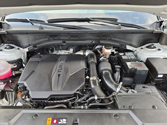 Used 2025 Hyundai Santa Fe SEL FWD image 24