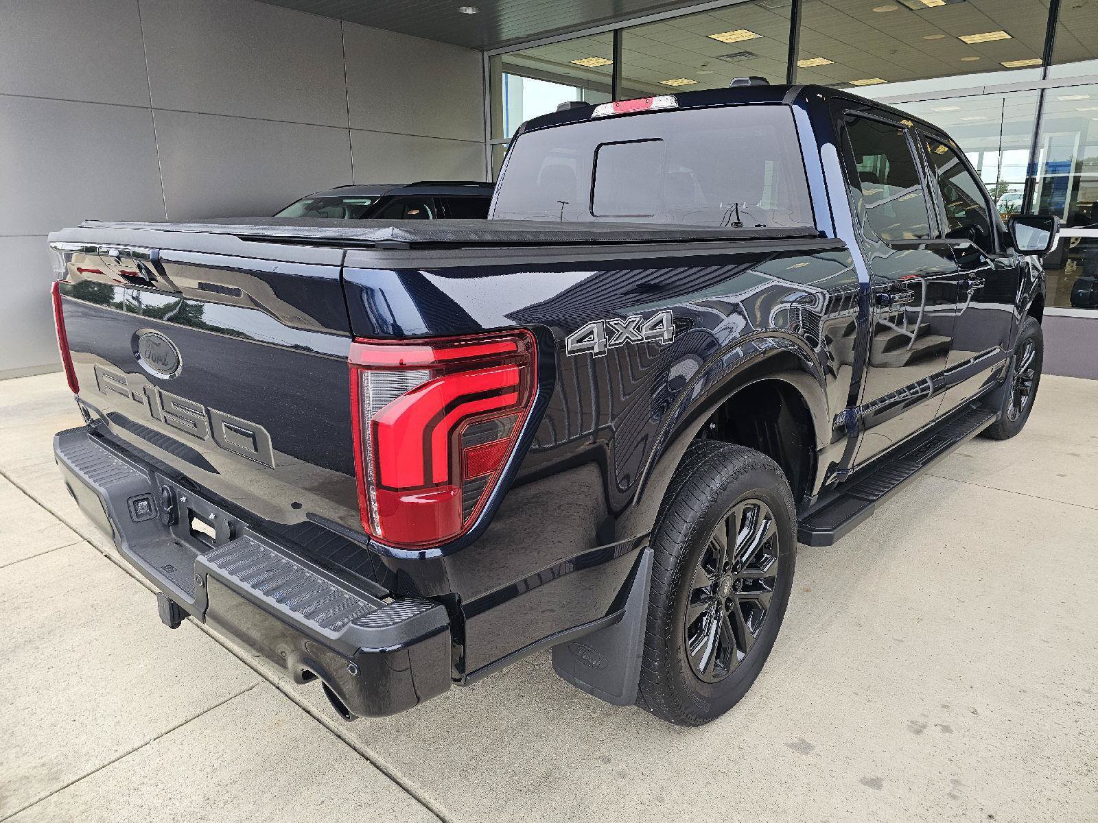 Used 2025 Ford F150 Lariat w/ Equipment Group 502A High AWD/4WD image 5