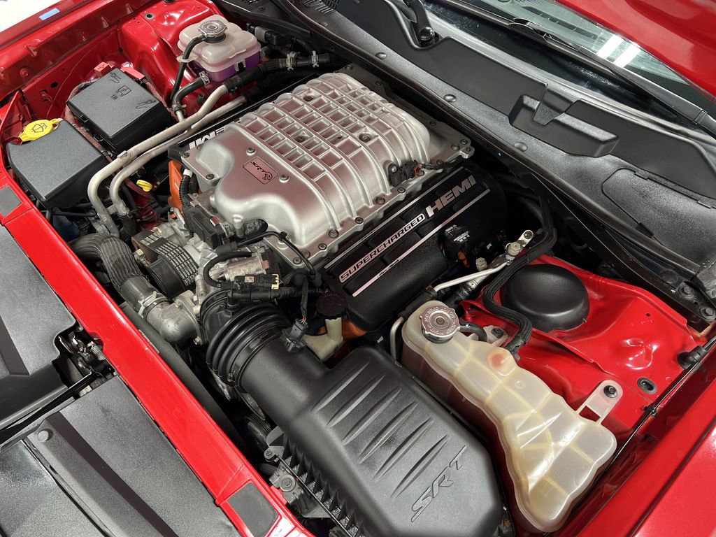 Used 2016 Dodge Challenger SRT Hellcat image 28