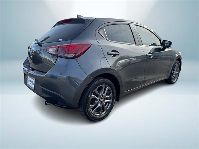 Used 2020 Toyota Yaris LE image 6