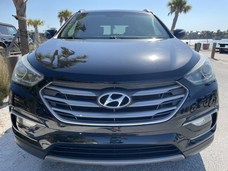 Used 2017 Hyundai Santa Fe Sport FWD image 4
