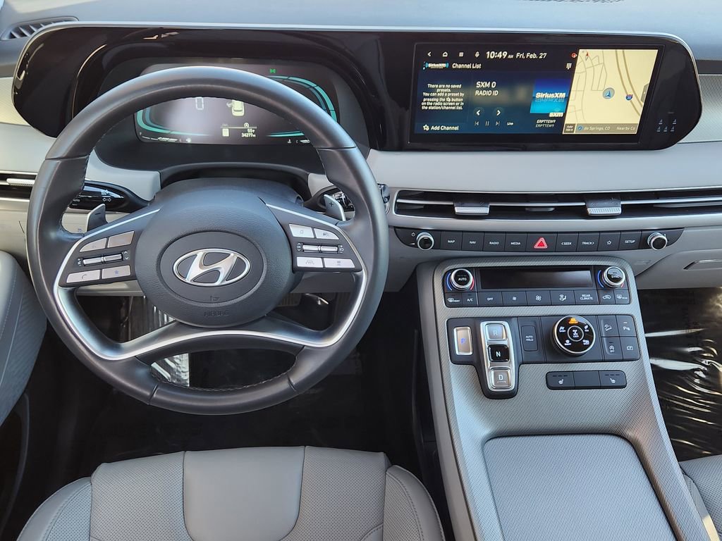 Used 2025 Hyundai Palisade SEL image 2