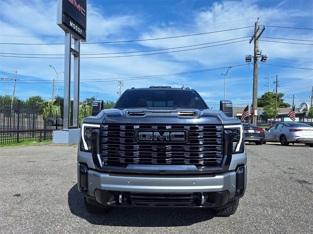 Used 2024 GMC Sierra 2500 Denali Ultimate image 2