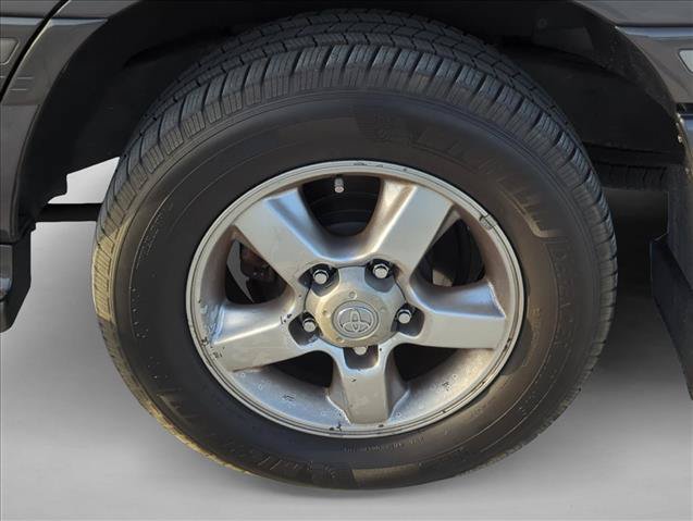 Used 2003 Toyota Land Cruiser AWD/4WD image 7