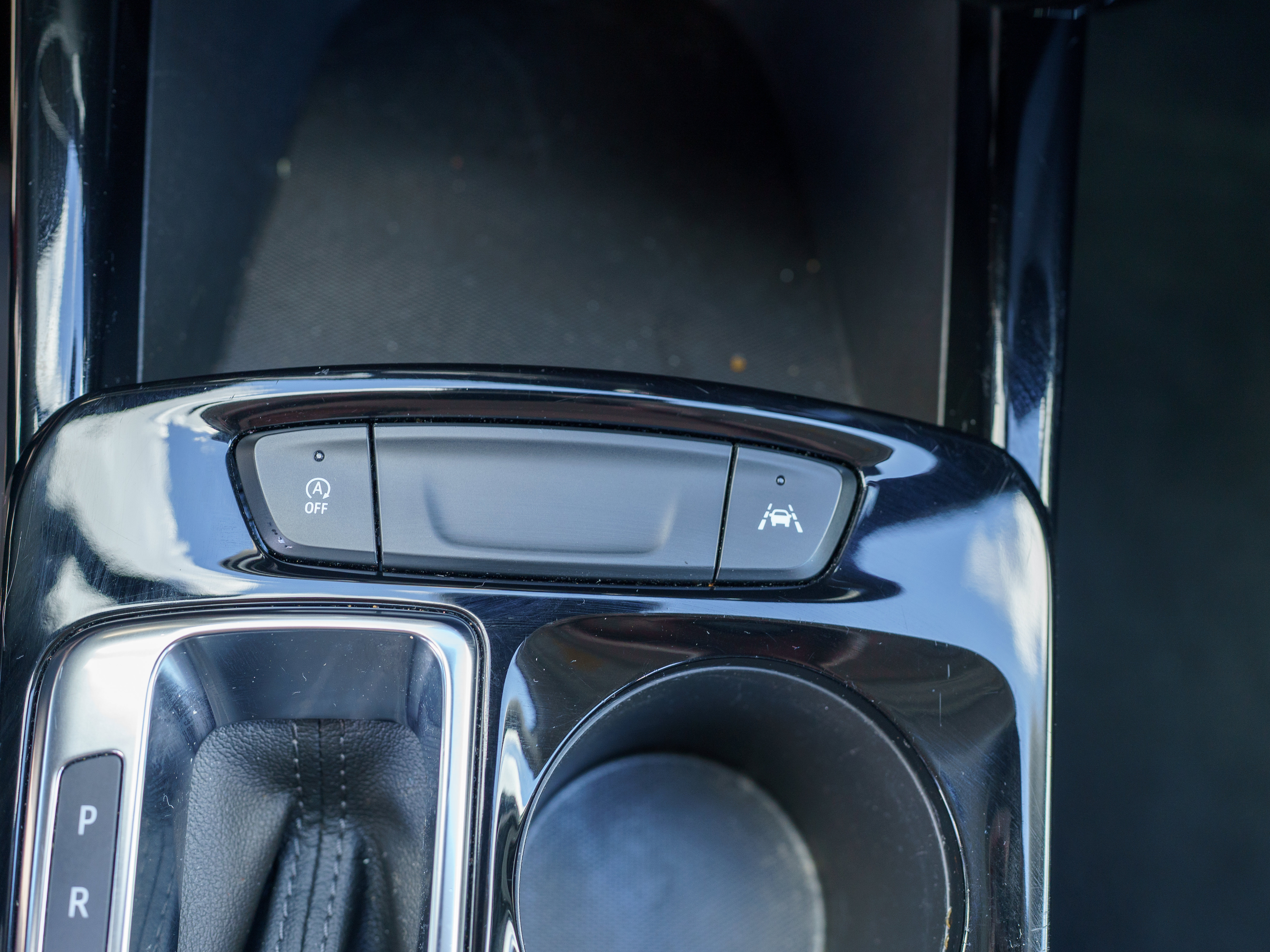 Used 2025 Chevrolet Trax LT FWD image 30