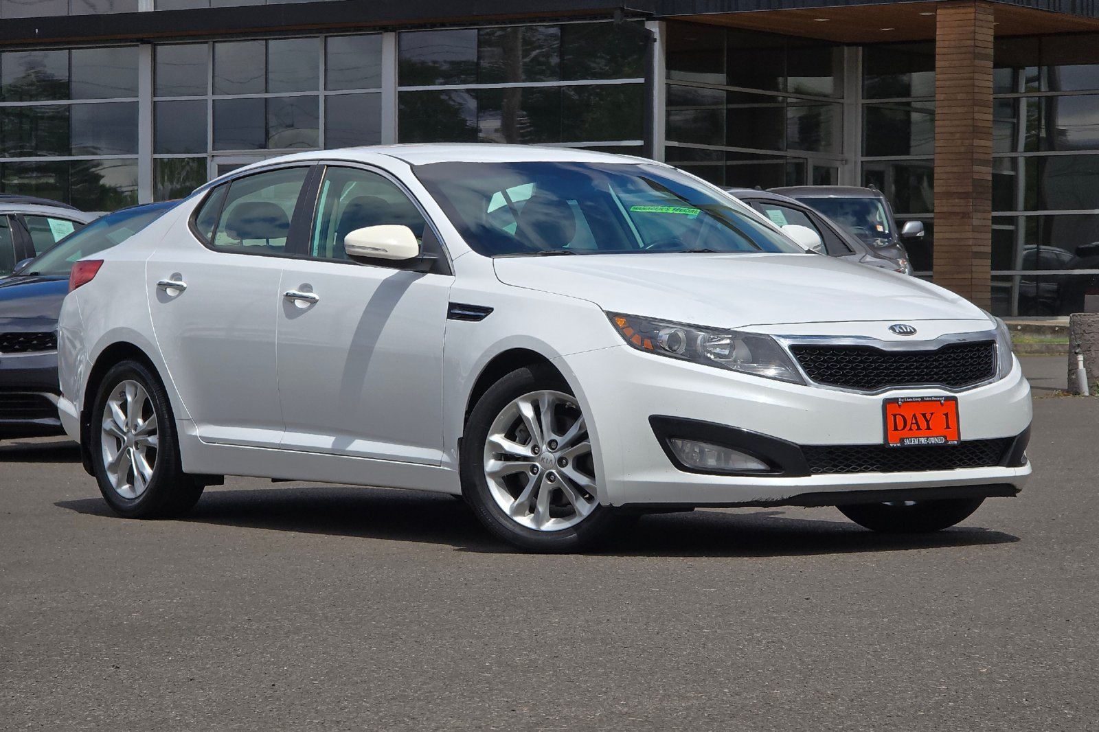 Used 2013 Kia Optima EX FWD image 2