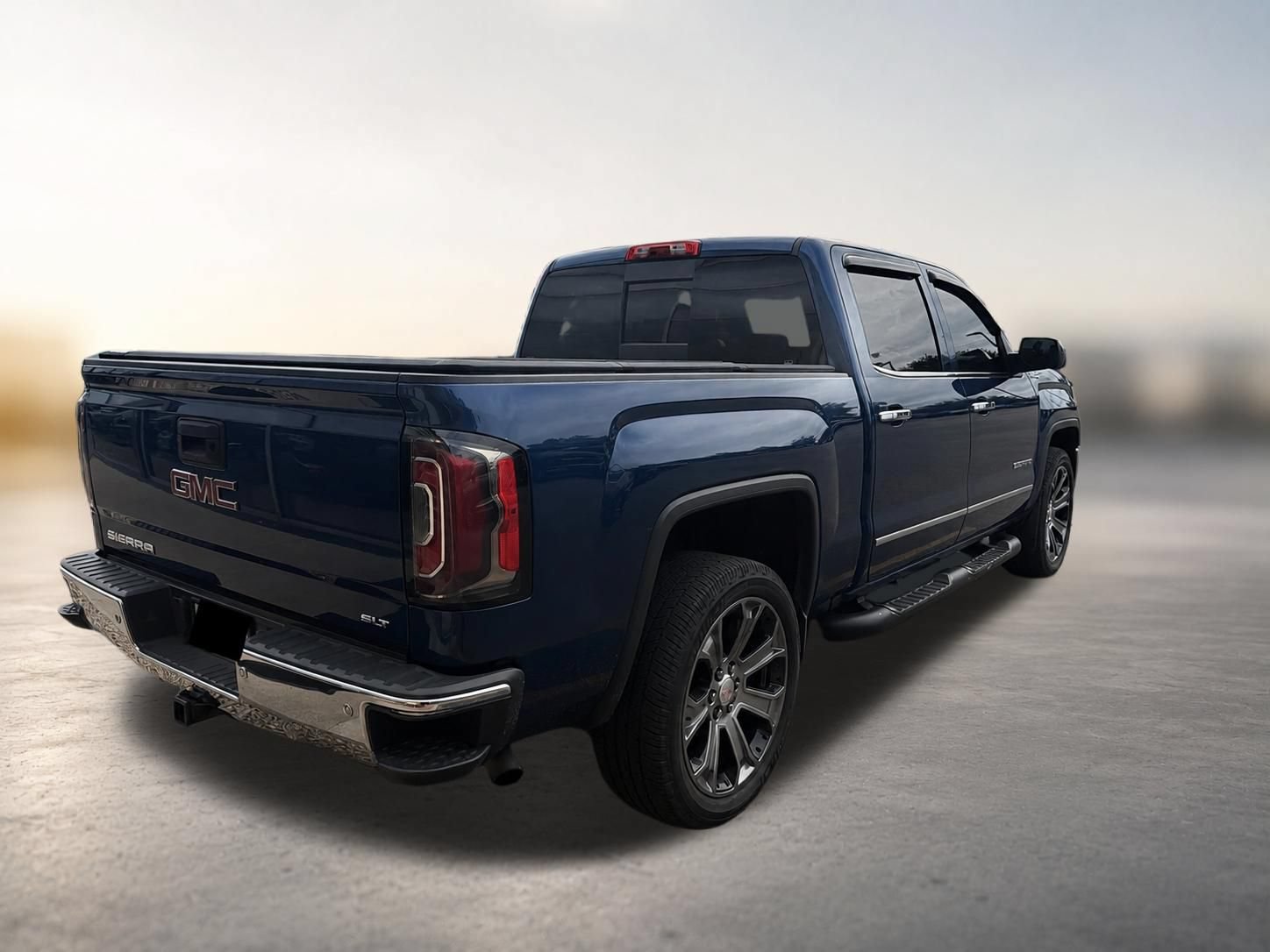 Used 2016 GMC Sierra 1500 SLT w/ SLT Preferred Package AWD/4WD image 5