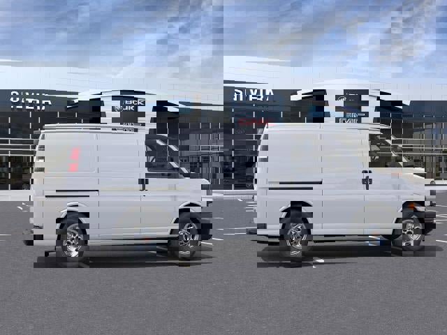 New 2025 GMC Savana 2500 Base w/ Driver Convenience Package image 32