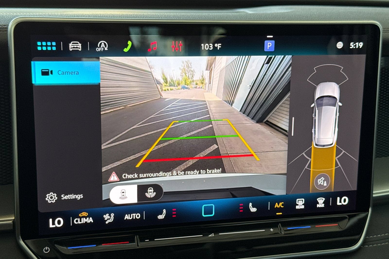 New 2026 Volkswagen Tiguan SE AWD/4WD image 18