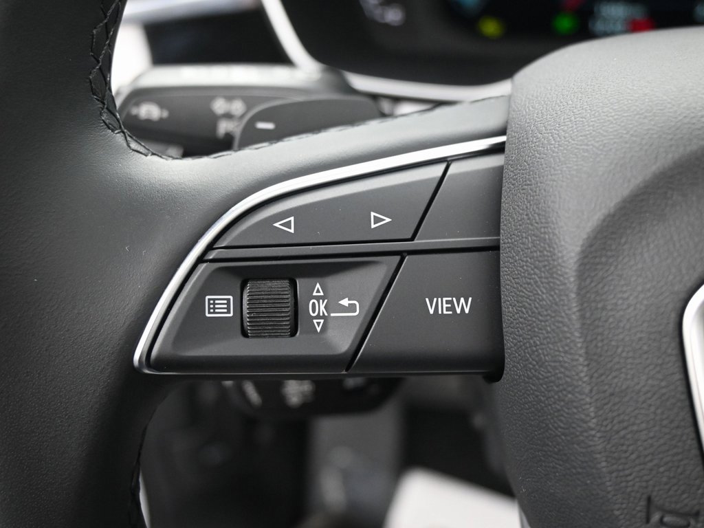 Used 2024 Audi Q3 2.0T Premium w/ Convenience Package image 26